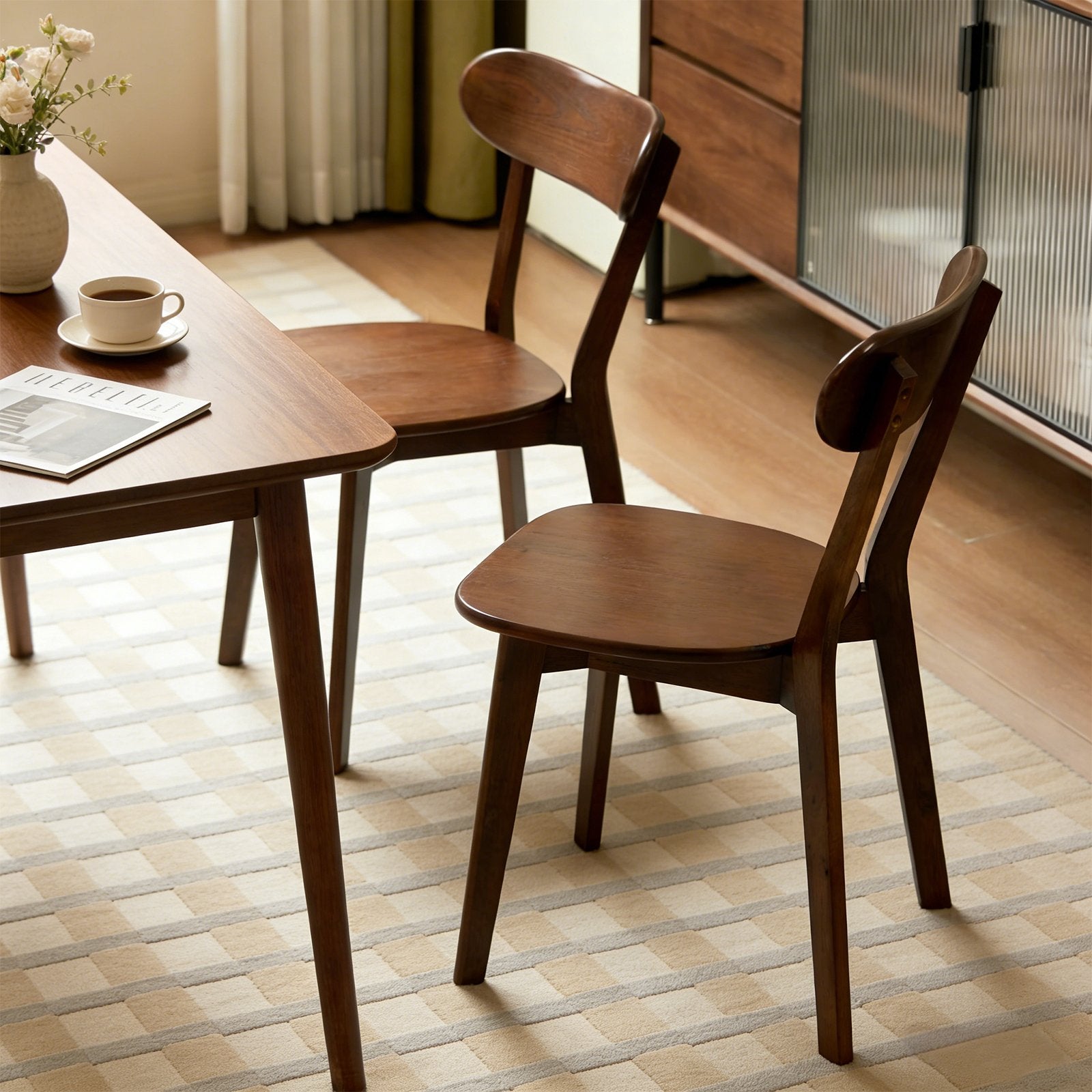 100% Natural Solid Wood Dining Chairs Set of 2, Mid Century Modern Dining Chairs with Curved Backrest